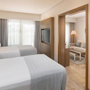 Suite cu un dormitor